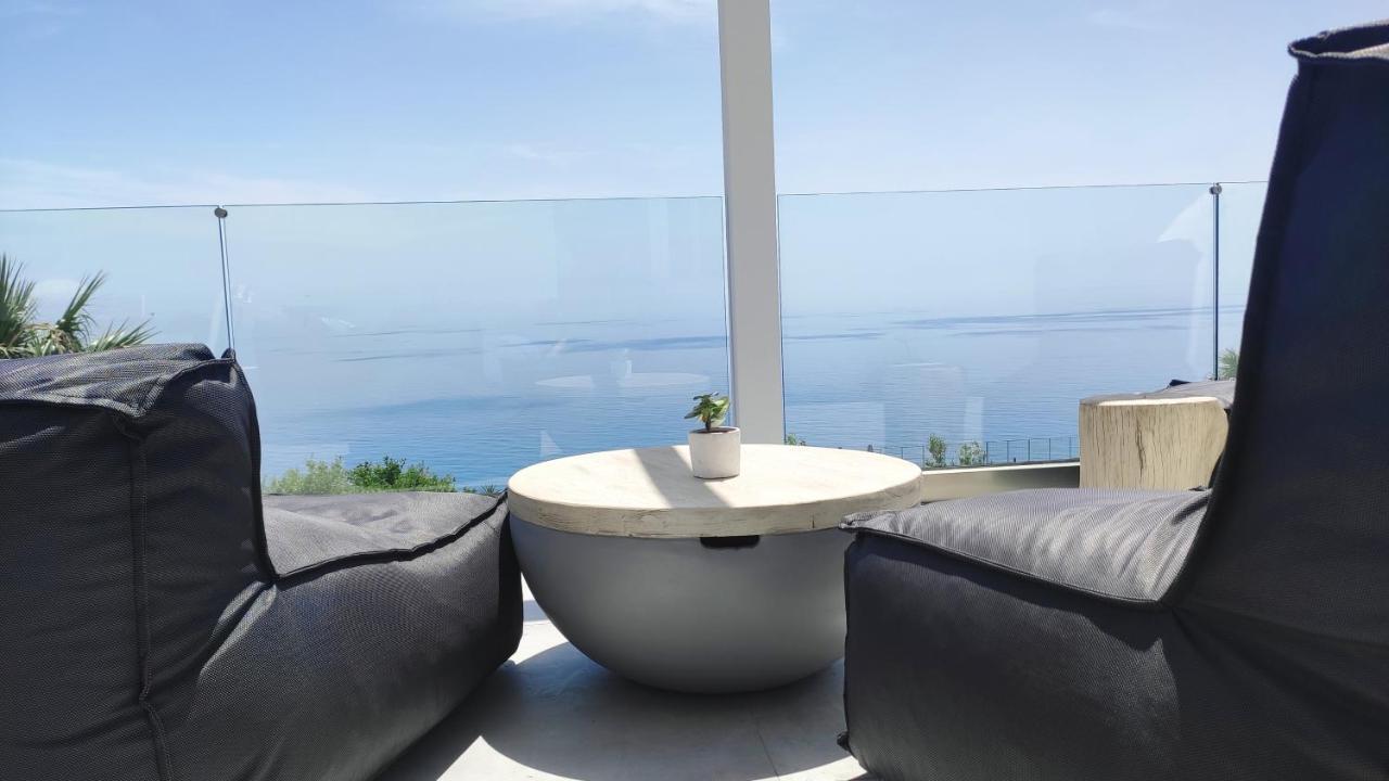 Blue Paradise Apartment Achlia Exterior photo